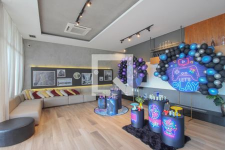 Apartamento à venda com 69m², 1 quarto e 1 vaga Apartamento à venda com 69m², 1 quarto e 1 vagaÁrea comum - Salão de festas