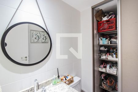 Apartamento à venda com 69m², 1 quarto e 1 vaga Apartamento à venda com 69m², 1 quarto e 1 vagaBanheiro Corredor