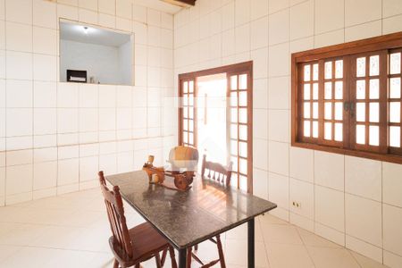 Casa à venda com 393m², 3 quartos e 3 vagasCozinha - Casa 2