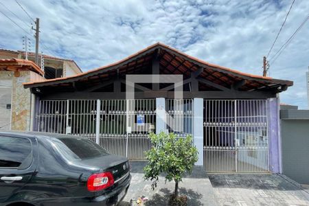 Casa à venda com 393m², 3 quartos e 3 vagasFachada 