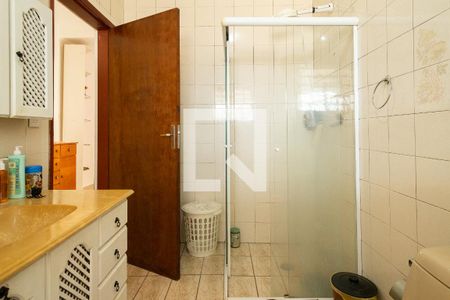 Casa à venda com 393m², 3 quartos e 3 vagasBanheiro - Suíte 