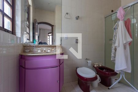 Casa à venda com 752m², 8 quartos e 5 vagas Casa à venda com 752m², 8 quartos e 5 vagasSuíte 3