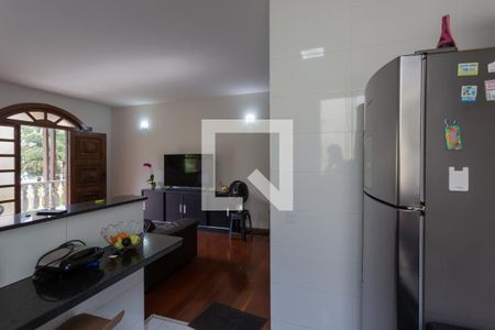 Casa à venda com 752m², 8 quartos e 5 vagas Casa à venda com 752m², 8 quartos e 5 vagasSala/Cozinha