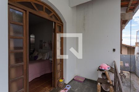 Casa à venda com 752m², 8 quartos e 5 vagas Casa à venda com 752m², 8 quartos e 5 vagasSuíte 3