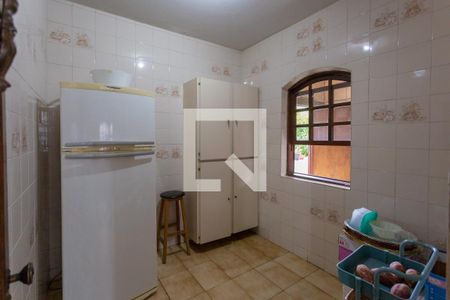 Casa à venda com 752m², 8 quartos e 5 vagas Casa à venda com 752m², 8 quartos e 5 vagasCozinha