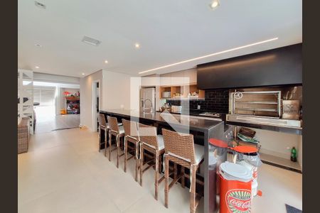 Casa à venda com 350m², 3 quartos e 3 vagas Casa à venda com 350m², 3 quartos e 3 vagasChurrasqueira