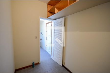 Apartamento à venda com 70m², 2 quartos e 1 vagaQuarto de Serviço