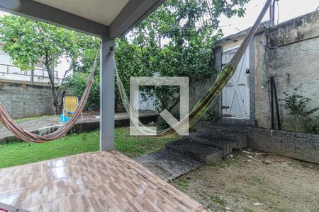 Casa à venda com 600m², 2 quartos e 3 vagas Casa à venda com 600m², 2 quartos e 3 vagasÁrea externa