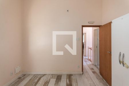 Casa à venda com 300m², 4 quartos e 2 vagasSaleta segundo andar