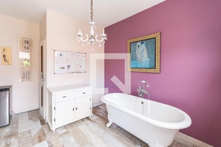 Casa à venda com 300m², 4 quartos e 2 vagasSuíte master