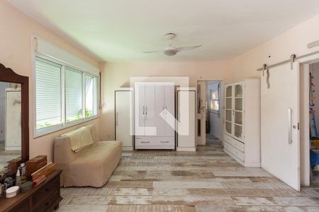 Casa à venda com 300m², 4 quartos e 2 vagasSuíte master