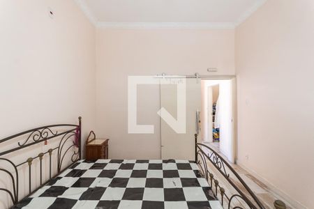 Casa à venda com 300m², 4 quartos e 2 vagasQuarto 1