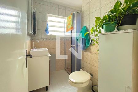 Apartamento à venda com 56m², 2 quartos e 1 vaga Apartamento à venda com 56m², 2 quartos e 1 vagaBanheiro