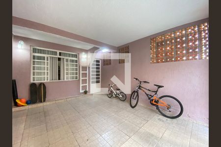 Casa à venda com 150m², 4 quartos e 1 vagaGaragem