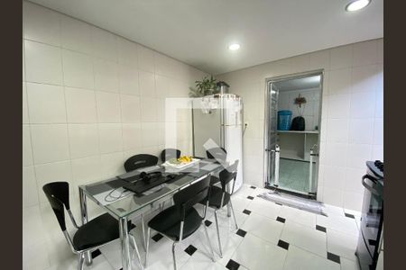 Casa à venda com 150m², 4 quartos e 1 vagaCozinha