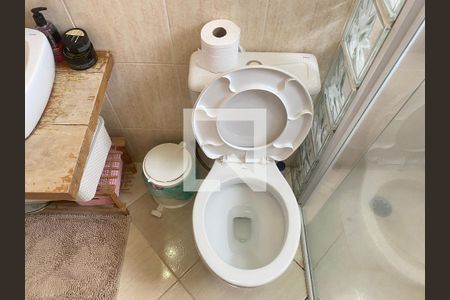 Casa à venda com 150m², 4 quartos e 1 vagaBanheiro