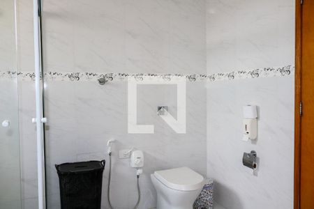 Casa à venda com 602m², 4 quartos e 9 vagasBanheiro da Suíte Master