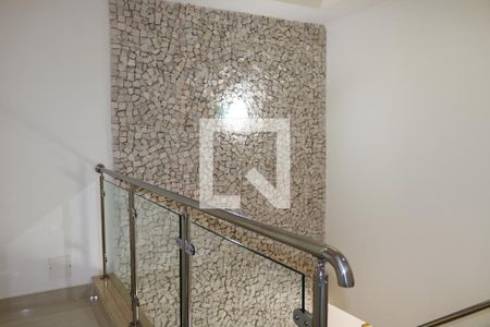 Casa à venda com 602m², 4 quartos e 9 vagasEscada da Sala