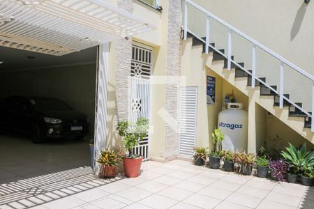 Casa à venda com 602m², 4 quartos e 9 vagasEntrada da Casa