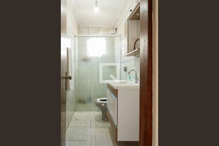 Casa à venda com 340m², 5 quartos e 2 vagas Casa à venda com 340m², 5 quartos e 2 vagasBanheiro