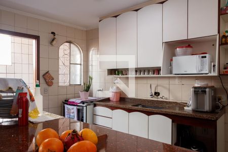 Casa à venda com 340m², 5 quartos e 2 vagas Casa à venda com 340m², 5 quartos e 2 vagasCozinha