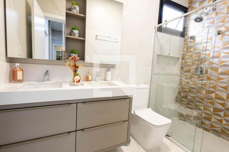 Casa de condomínio para alugar com 197m², 3 quartos e 4 vagas Casa de condomínio para alugar com 197m², 3 quartos e 4 vagasBanheiro da Suíte 3