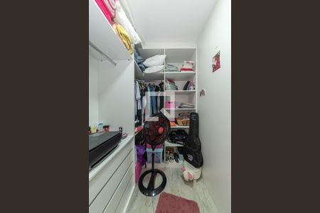 Apartamento à venda com 150m², 3 quartos e 2 vagasSuíte 2 - Closet
