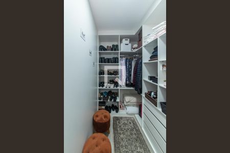 Apartamento à venda com 150m², 3 quartos e 2 vagasSuíte 1 - Closet