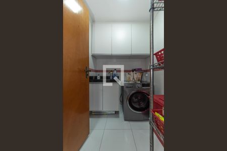 Apartamento à venda com 150m², 3 quartos e 2 vagasLavanderia