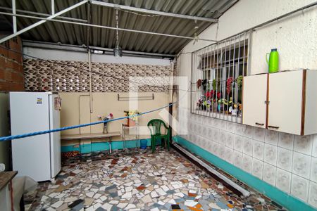 Casa à venda com 600m², 4 quartos e 1 vaga Casa à venda com 600m², 4 quartos e 1 vagaarea de serviço