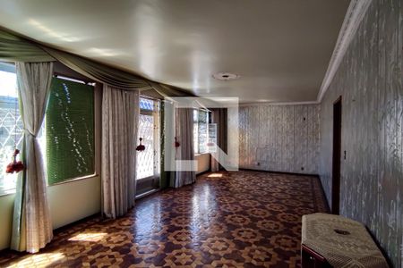 Casa à venda com 600m², 4 quartos e 1 vaga Casa à venda com 600m², 4 quartos e 1 vagasala 2