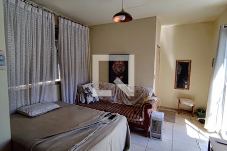 Casa à venda com 600m², 4 quartos e 1 vaga Casa à venda com 600m², 4 quartos e 1 vagaquarto 3 - suite