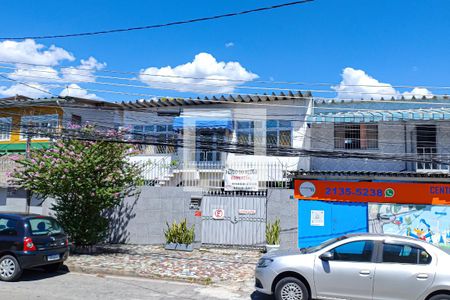 Casa à venda com 600m², 4 quartos e 1 vaga Casa à venda com 600m², 4 quartos e 1 vagafachada