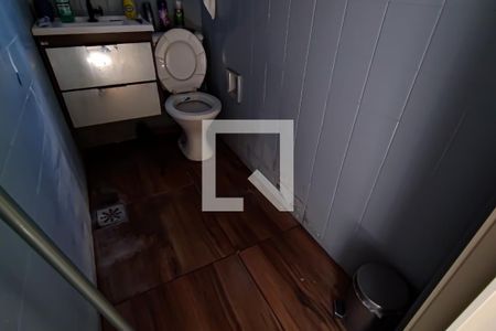 Casa à venda com 600m², 4 quartos e 1 vaga Casa à venda com 600m², 4 quartos e 1 vagaBanheiro 3 - suite