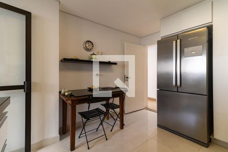 Apartamento para alugar com 262m², 2 quartos e 2 vagas Apartamento para alugar com 262m², 2 quartos e 2 vagasCozinha