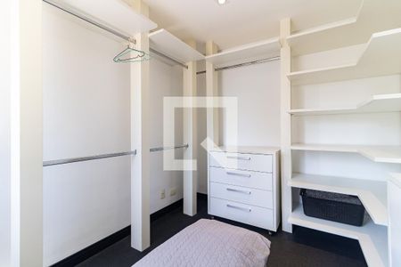 Apartamento para alugar com 262m², 2 quartos e 2 vagas Apartamento para alugar com 262m², 2 quartos e 2 vagasCloset da Suíte 1