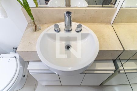 Apartamento para alugar com 262m², 2 quartos e 2 vagas Apartamento para alugar com 262m², 2 quartos e 2 vagasBanheiro da Suíte 2