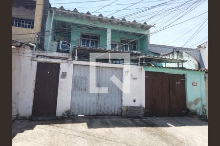 Casa à venda com 86m², 2 quartos e sem vagaFachada