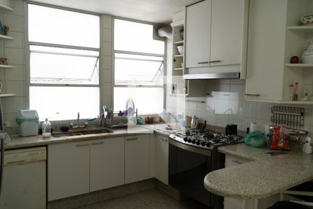 Apartamento à venda com 350m², 3 quartos e 3 vagasCozinha