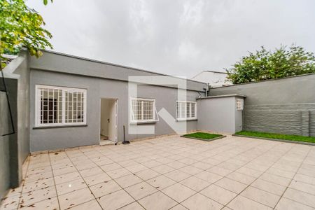 Casa à venda com 250m², 4 quartos e 2 vagas Casa à venda com 250m², 4 quartos e 2 vagasÁrea Externa