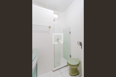 Casa à venda com 250m², 4 quartos e 2 vagas Casa à venda com 250m², 4 quartos e 2 vagasBanheiro