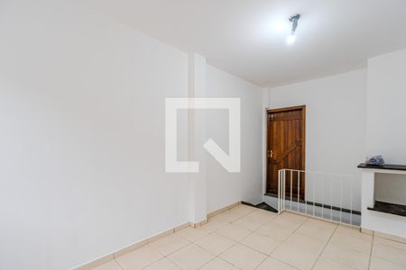 Casa à venda com 250m², 4 quartos e 2 vagas Casa à venda com 250m², 4 quartos e 2 vagas2º andar