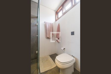 Apartamento à venda com 329m², 4 quartos e 4 vagas Apartamento à venda com 329m², 4 quartos e 4 vagasBanheiro da Suíte 2