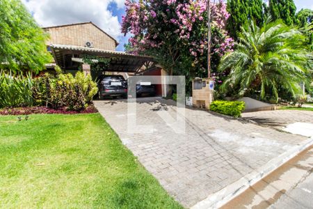 Apartamento à venda com 329m², 4 quartos e 4 vagas Apartamento à venda com 329m², 4 quartos e 4 vagasGaragem