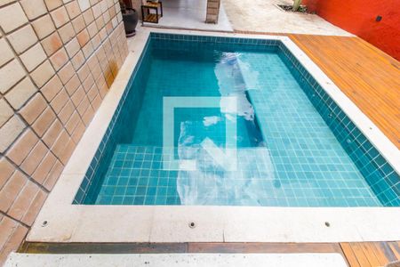 Apartamento à venda com 329m², 4 quartos e 4 vagas Apartamento à venda com 329m², 4 quartos e 4 vagasPiscina