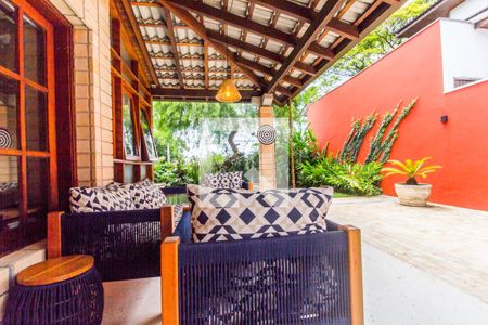 Apartamento à venda com 329m², 4 quartos e 4 vagas Apartamento à venda com 329m², 4 quartos e 4 vagasÁrea Externa