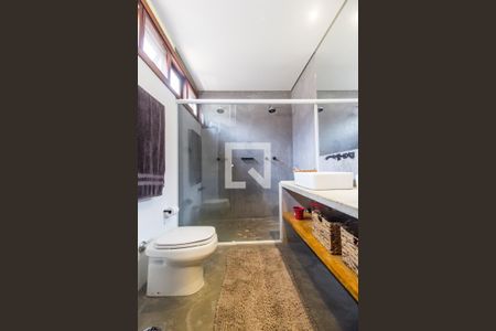 Apartamento à venda com 329m², 4 quartos e 4 vagas Apartamento à venda com 329m², 4 quartos e 4 vagasBanheiro da Suíte 1