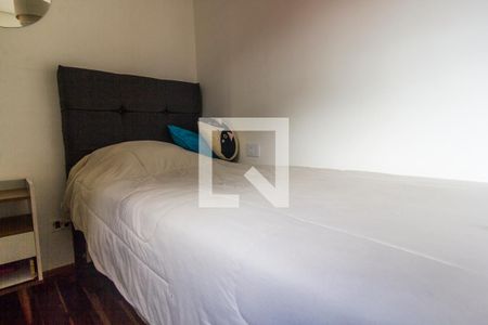 Apartamento à venda com 329m², 4 quartos e 4 vagas Apartamento à venda com 329m², 4 quartos e 4 vagasSuíte 2
