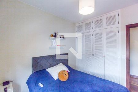 Apartamento à venda com 329m², 4 quartos e 4 vagas Apartamento à venda com 329m², 4 quartos e 4 vagasQuarto 2