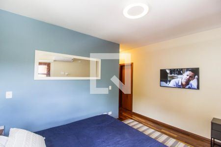 Apartamento à venda com 329m², 4 quartos e 4 vagas Apartamento à venda com 329m², 4 quartos e 4 vagasSuíte 1